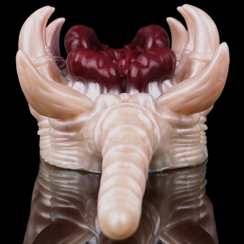 Fleshlight mit tentakelartigem Griff, hellem Material und roten Öffnungen