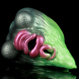 Fantasy-Drachen-Masturbator mit rotem Mundbereich und grüner Drachenform