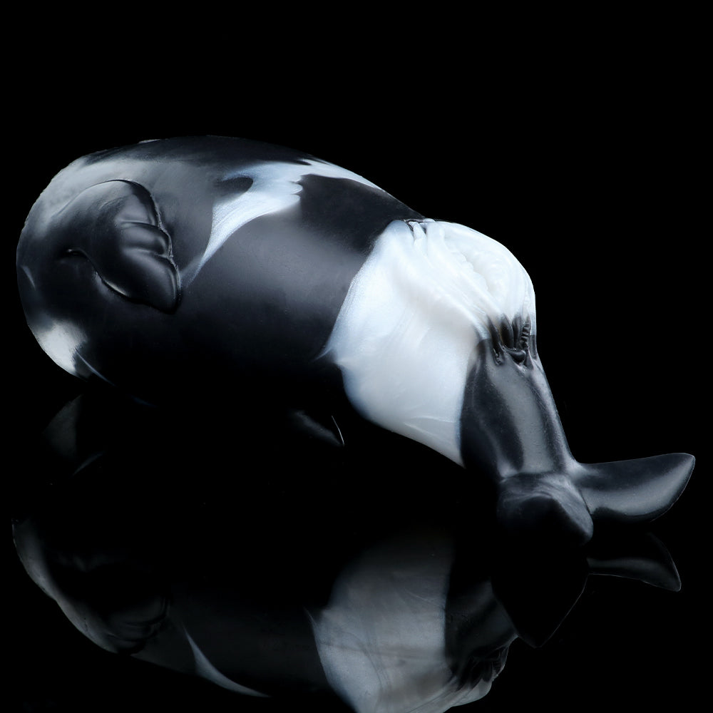 Killer Whale fleshlight, side profile with white belly patch and molded mouth