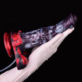 Dildo Lewis the Dark Mane, lila-weiß marmorierter Schaft, rote und schwarze Basis