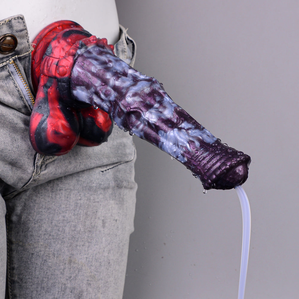 Dildo Lewis the Dark Mane an Kleidung, lila marmorierter Schaft, Tropfen am Ende