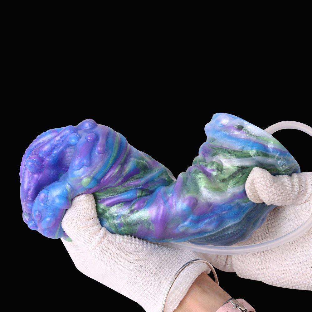 Bunter Masturbator-Stroker mit Handschuh und angeschlossenem transparenten Schlauch