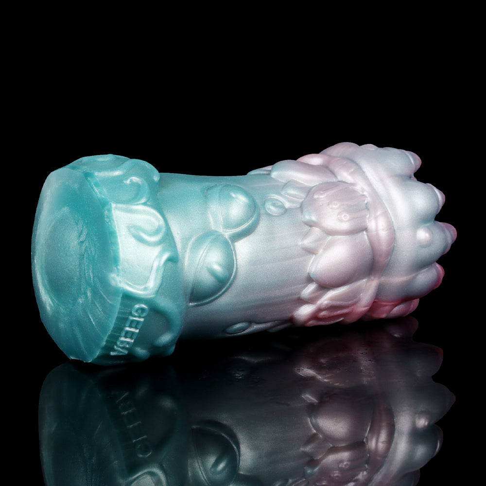 Fleshlight Längsansicht: türkis/silberner Schaft, rote Spitze