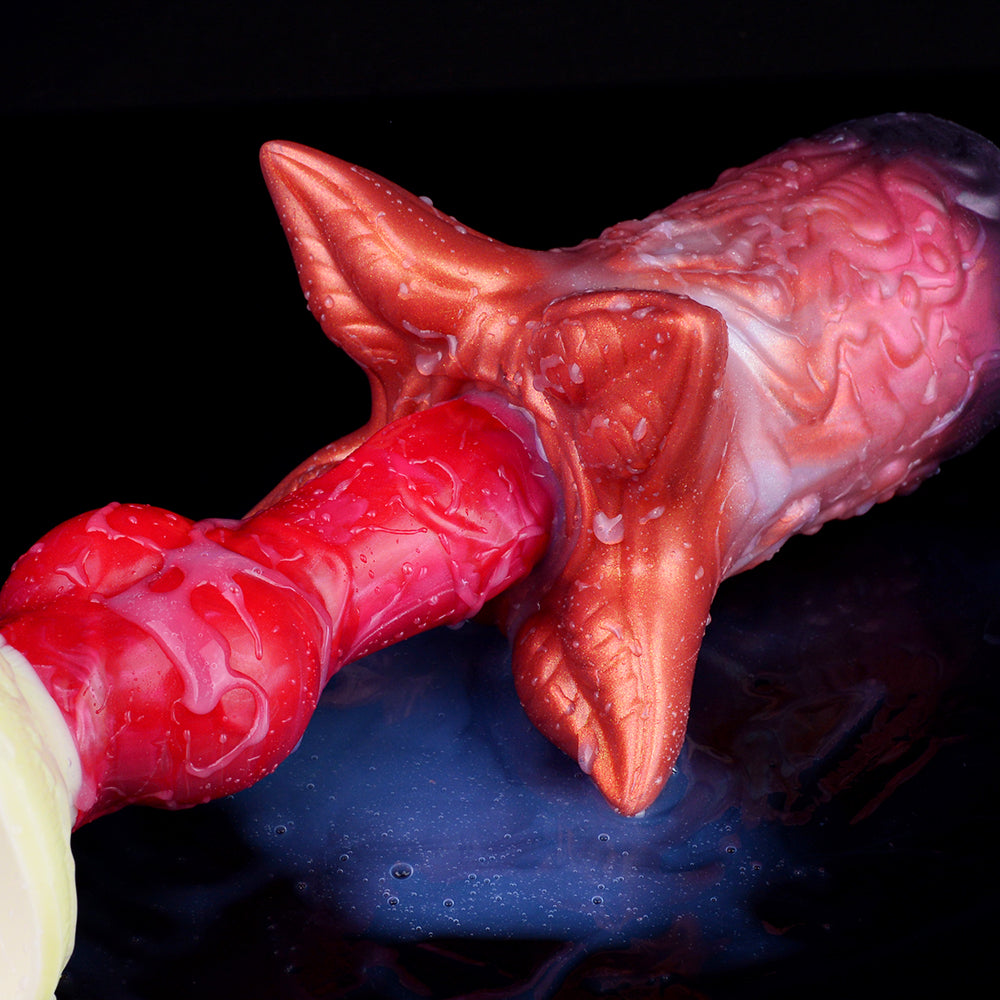 Fantasie Fleshlight mit Tentakel-Form, glänzend rot-violett und hellem Schaft