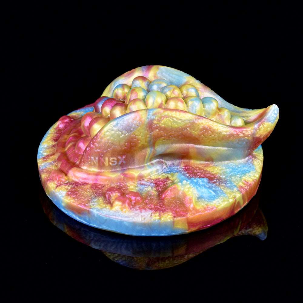 Rhea Fantasy Grinder, side view of glitter octopus design with ridged top