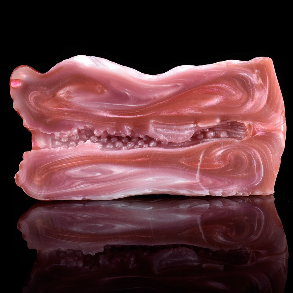 Furry fantasy wolf-muzzle masturbator, side texture and ridged body