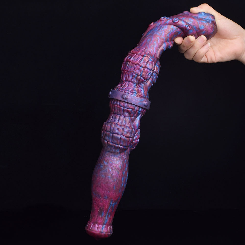 ICARIA dildo doble extremo, punta redondeada y secciones anilladas, textura morado-azul