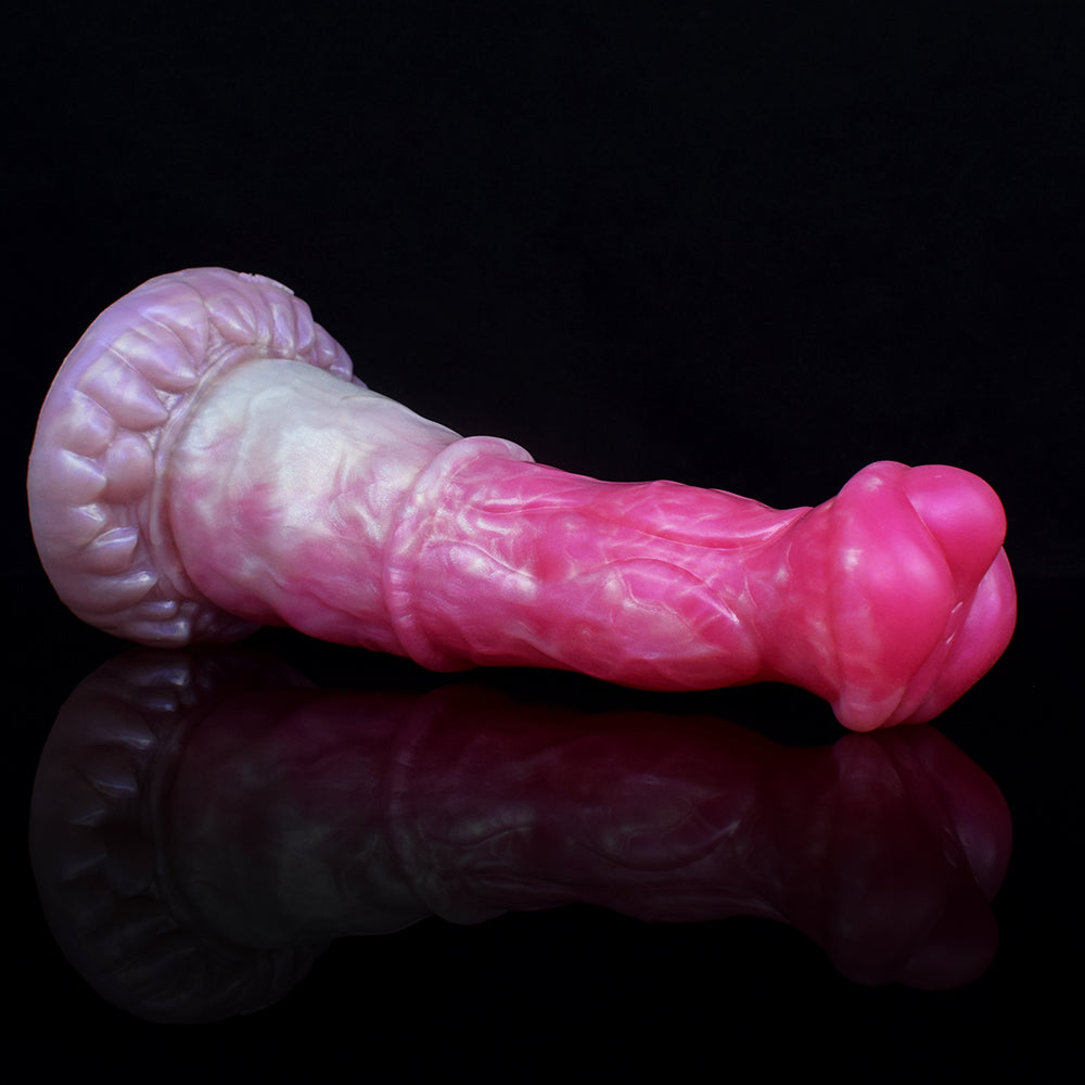 Realistischer Pegasus-Dildo in Pink, lange Seitenansicht mit breiter Basis