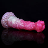 Realistischer Pegasus-Dildo in Pink, lange Seitenansicht mit breiter Basis